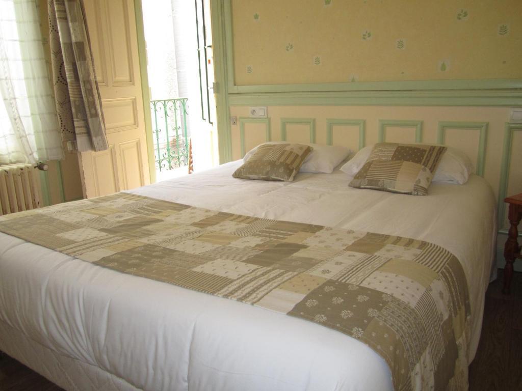 Hotel Arlequin Troyes Szoba fotó